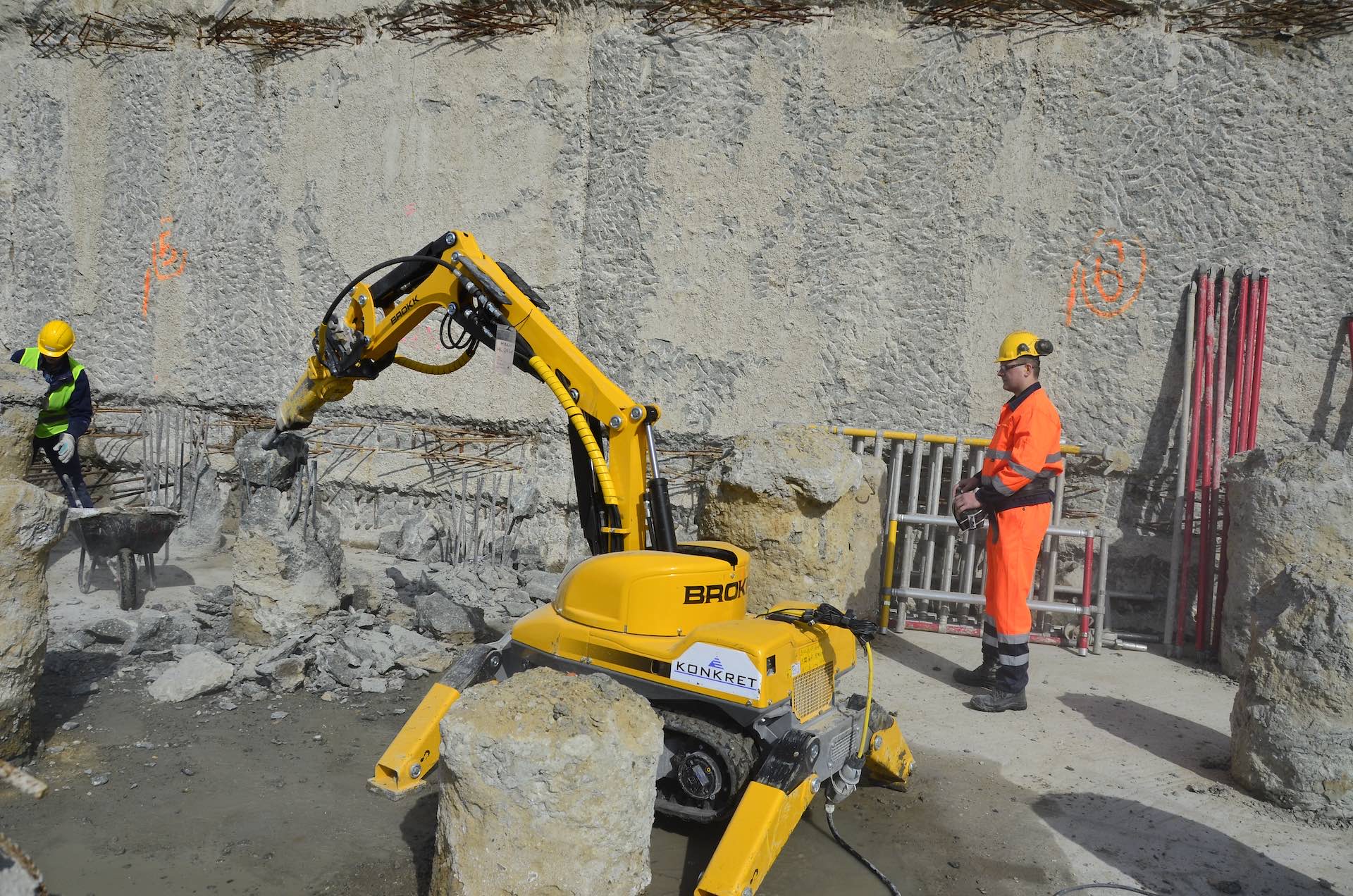 Roboty wyburzeniowe BROKK i HUSQUARNA